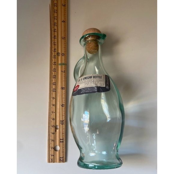 TableCraft Tuscany 8 Ounce Oil Bottle with Cork Stopper - Picture 4 of 6